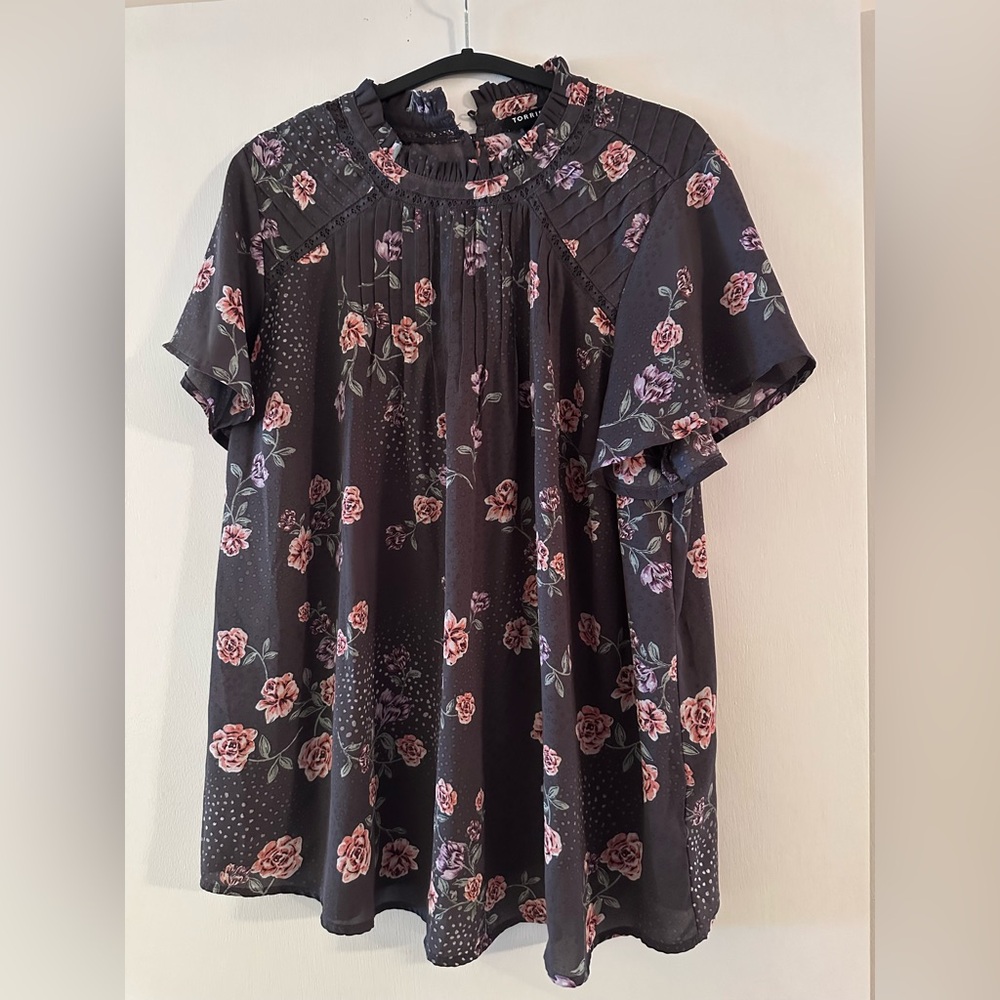 Floral Black and Pink Women's Top